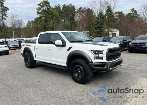 2018 Ford F150 Raptor из США, поврежденный, VIN 1FTFW1RG6JFB00567